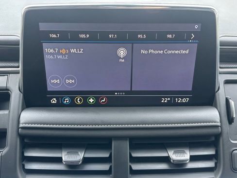 Used 2021 GMC Yukon SLT w/ SLT Premium Package image 25