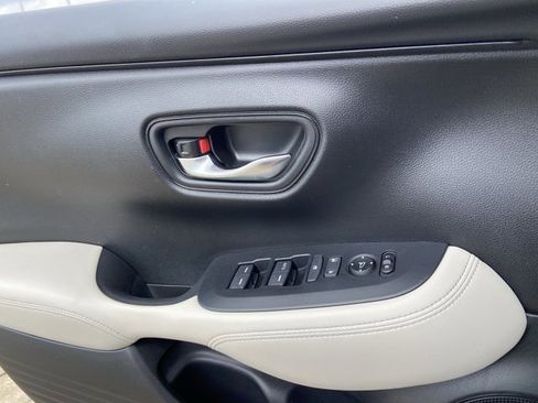 Used 2024 Honda HR-V LX image 45