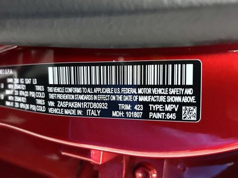 Used 2024 Alfa Romeo Stelvio Veloce AWD/4WD image 25