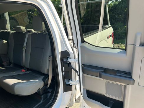 Used 2020 Ford F150 XL w/ Equipment Group 101A Mid AWD/4WD image 12