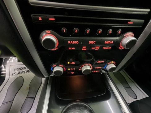 Used 2018 Nissan Pathfinder SV image 22