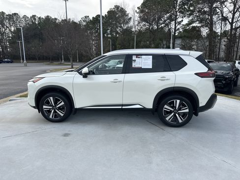 Used 2023 Nissan Rogue Platinum w/ Platinum Premium Package image 7