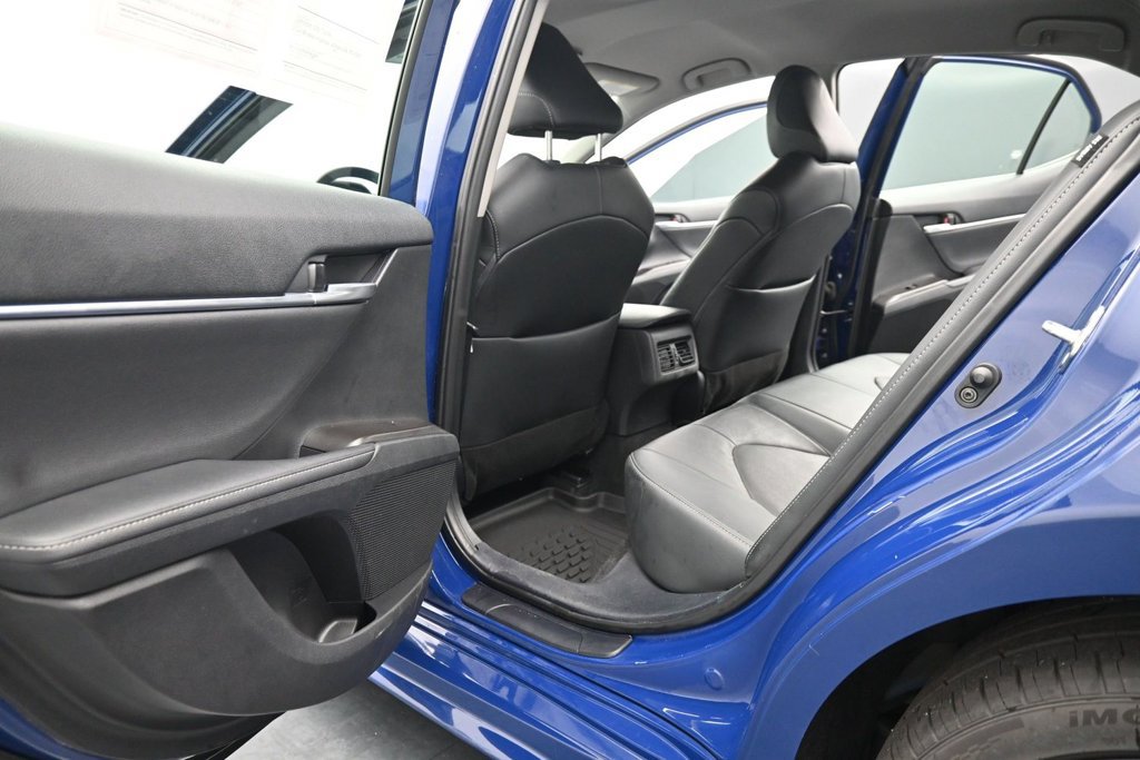 Used 2024 Toyota Camry XSE FWD image 16