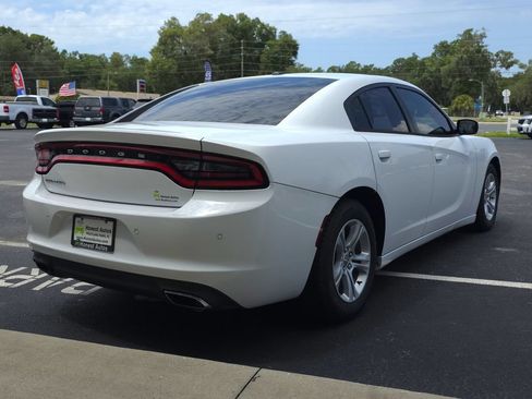 Used 2016 Dodge Charger SE w/ Popular Equipment Group RWD image 5