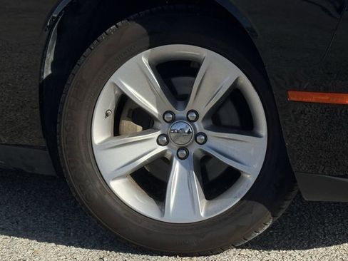 Used 2023 Dodge Challenger SXT image 28