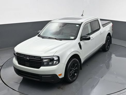 Used 2024 Ford Maverick Lariat w/ Black Appearance Package AWD/4WD image 21