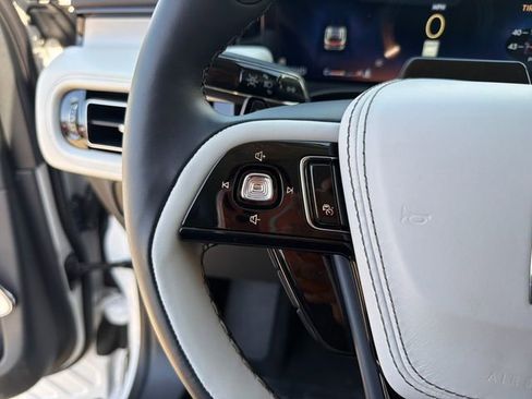 New 2026 Lincoln Aviator Reserve AWD/4WD image 27