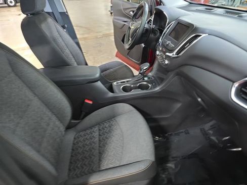 Used 2024 Chevrolet Equinox LT image 12