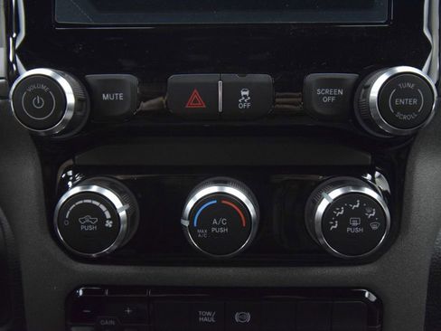 New 2026 RAM 5500 Tradesman w/ Chrome Appearance Group AWD/4WD image 24