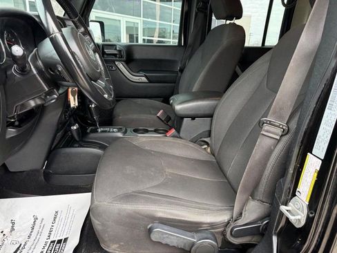 Used 2017 Jeep Wrangler Unlimited Sport w/ Quick Order Package 24S image 16