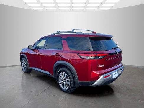 Used 2023 Nissan Pathfinder SL image 6