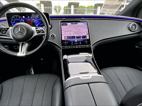 Used 2023 Mercedes-Benz EQE 350+ SUV w/ Exclusive Trim Package image 15