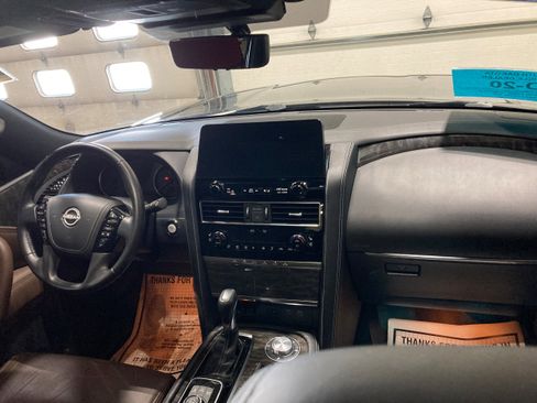 Used 2022 Nissan Armada Platinum w/ Captain's Chairs Package AWD/4WD image 16