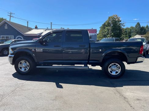 Used 2016 RAM 2500 Tradesman w/ Chrome Appearance Group AWD/4WD image 2