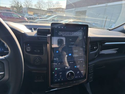 Used 2023 Ford F150 Lightning Lariat w/ Equipment Group 511A High image 9