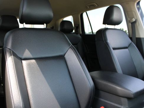 Used 2019 Volkswagen Atlas SE FWD image 14