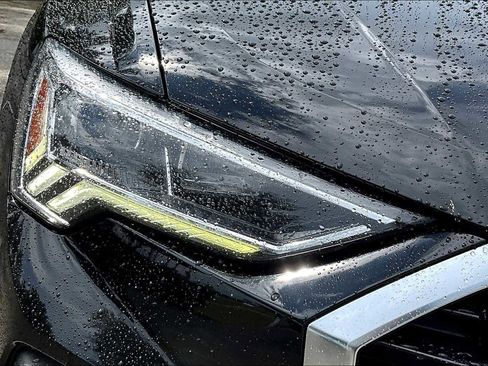 Used 2019 Audi Q3 2.0T Premium Plus image 26