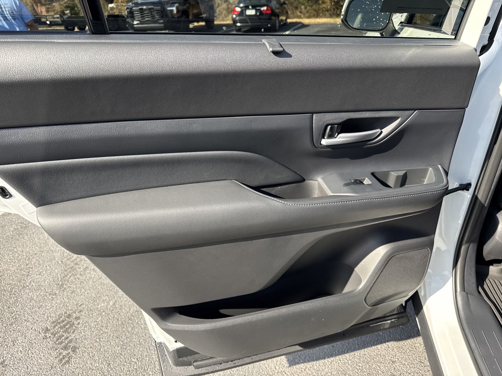 New 2025 Toyota Grand Highlander AWD image 28