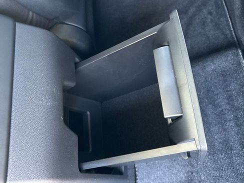 Certified 2025 Hyundai Santa Fe SE image 19