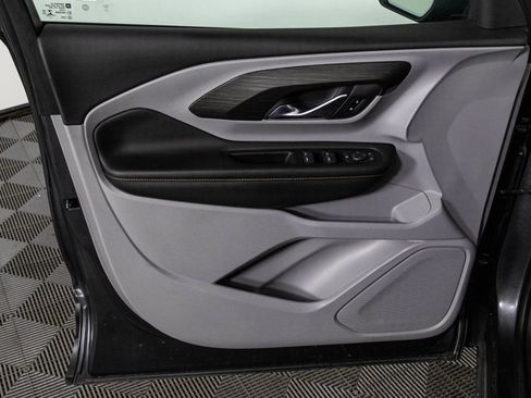 Used 2020 GMC Terrain SLT image 34