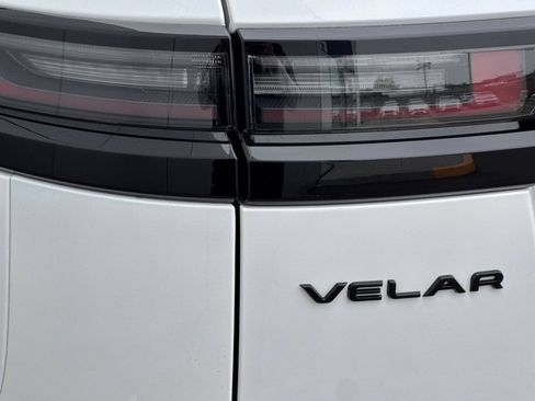 Certified 2026 Land Rover Range Rover Velar Dynamic SE AWD/4WD image 34