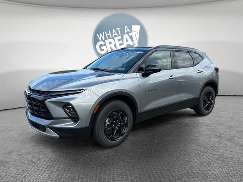 New 2025 Chevrolet Blazer LT w/ Convenience Package image 8