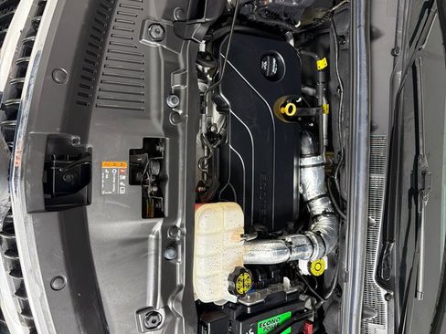 Used 2021 Buick Encore Preferred w/ Safety Package image 28