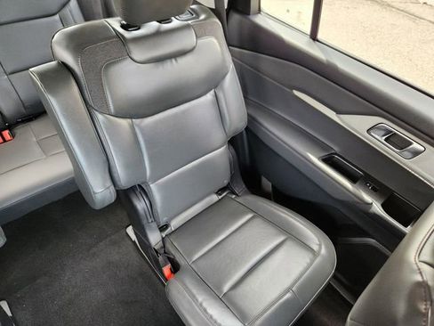 New 2026 Ford Explorer Active image 15