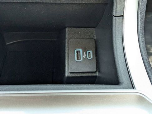 Used 2024 Ford Edge SEL image 29