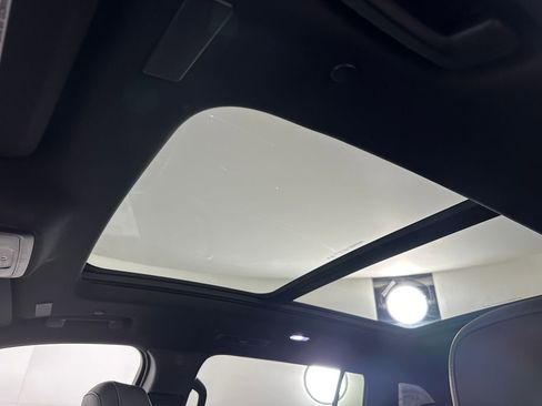 Used 2024 GMC Acadia Elevation w/ Luxury Package image 24