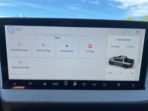 New 2025 Ford Maverick XLT w/ XLT Luxury Package image 22