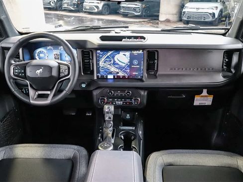 New 2025 Ford Bronco Big Bend image 12