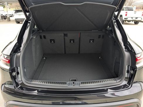 New 2026 Porsche Macan S AWD/4WD image 23