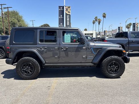 Used 2023 Jeep Wrangler Unlimited Rubicon 4xe AWD/4WD image 2