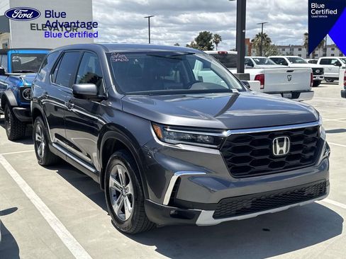 Used 2025 Honda Pilot EX-L image 16
