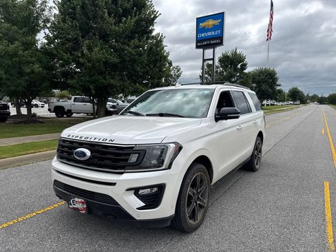 Used 2019 Ford Expedition Limited w/ Equipment Group 303A AWD/4WD image 1