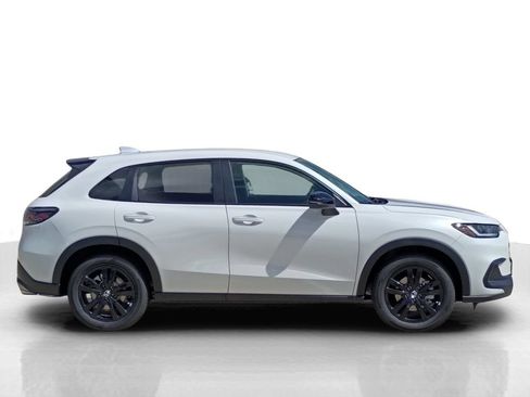 New 2027 Honda HR-V Sport image 5