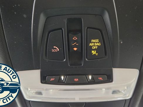 Used 2017 BMW X6 xDrive50i w/ Executive Package image 23