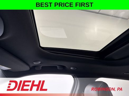 New 2026 Jeep Grand Cherokee Altitude AWD/4WD image 32