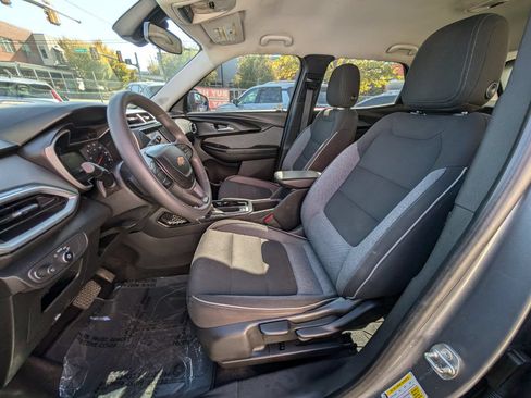 Used 2021 Chevrolet TrailBlazer LS FWD image 15