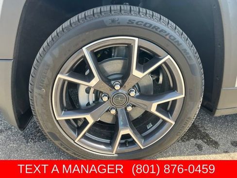 New 2026 Jeep Cherokee Overland w/ Advanced Pro Tech Group AWD/4WD image 9