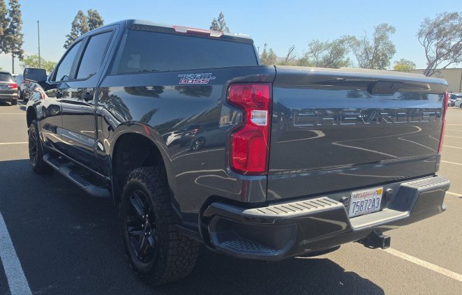 Used 2020 Chevrolet Silverado 1500 Custom Trail Boss w/ Custom Convenience Package AWD/4WD image 3