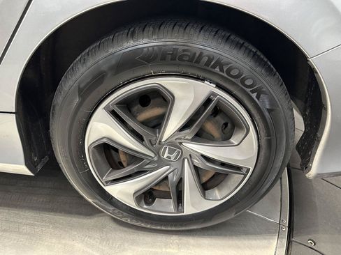 Used 2020 Honda Civic LX image 9