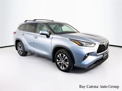 Used 2022 Toyota Highlander XLE