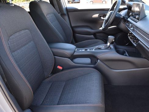 Used 2024 Honda HR-V Sport image 19