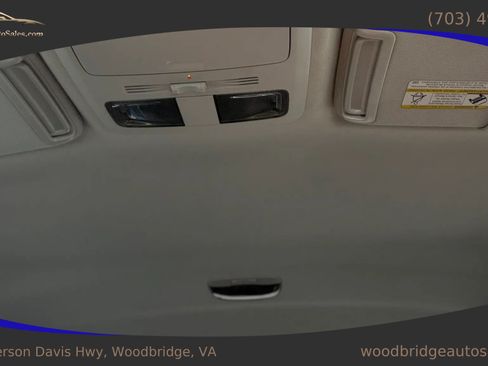 Used 2015 Subaru Forester 2.5i AWD/4WD image 27