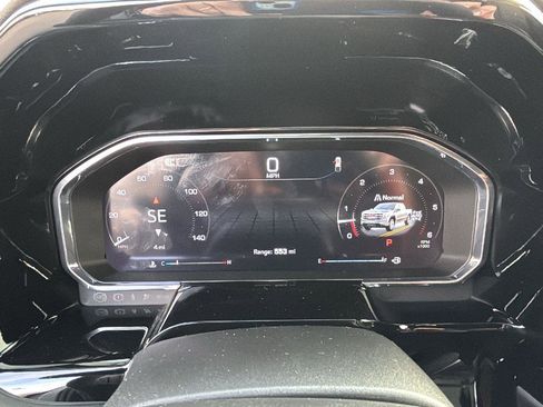 New 2026 GMC Sierra 1500 SLT w/ SLT Premium Plus Package image 16