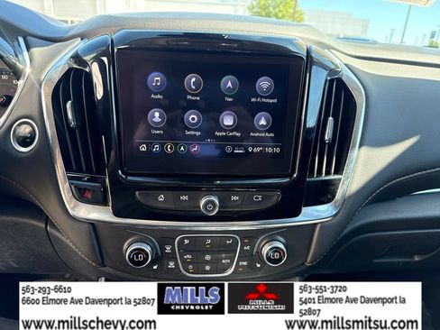 Used 2020 Chevrolet Traverse LT w/ LT Premium Package AWD/4WD image 15