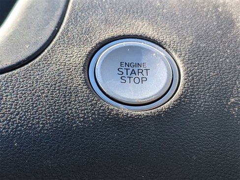 Used 2022 Hyundai Santa Cruz SEL Premium image 30