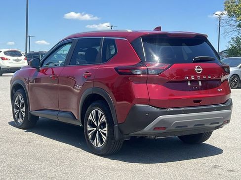 Used 2023 Nissan Rogue SV w/ SV Premium B Package FWD image 11